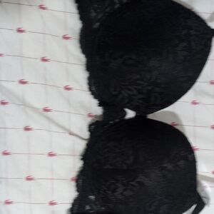 Kathy Ireland Elegant Black Lace Bra